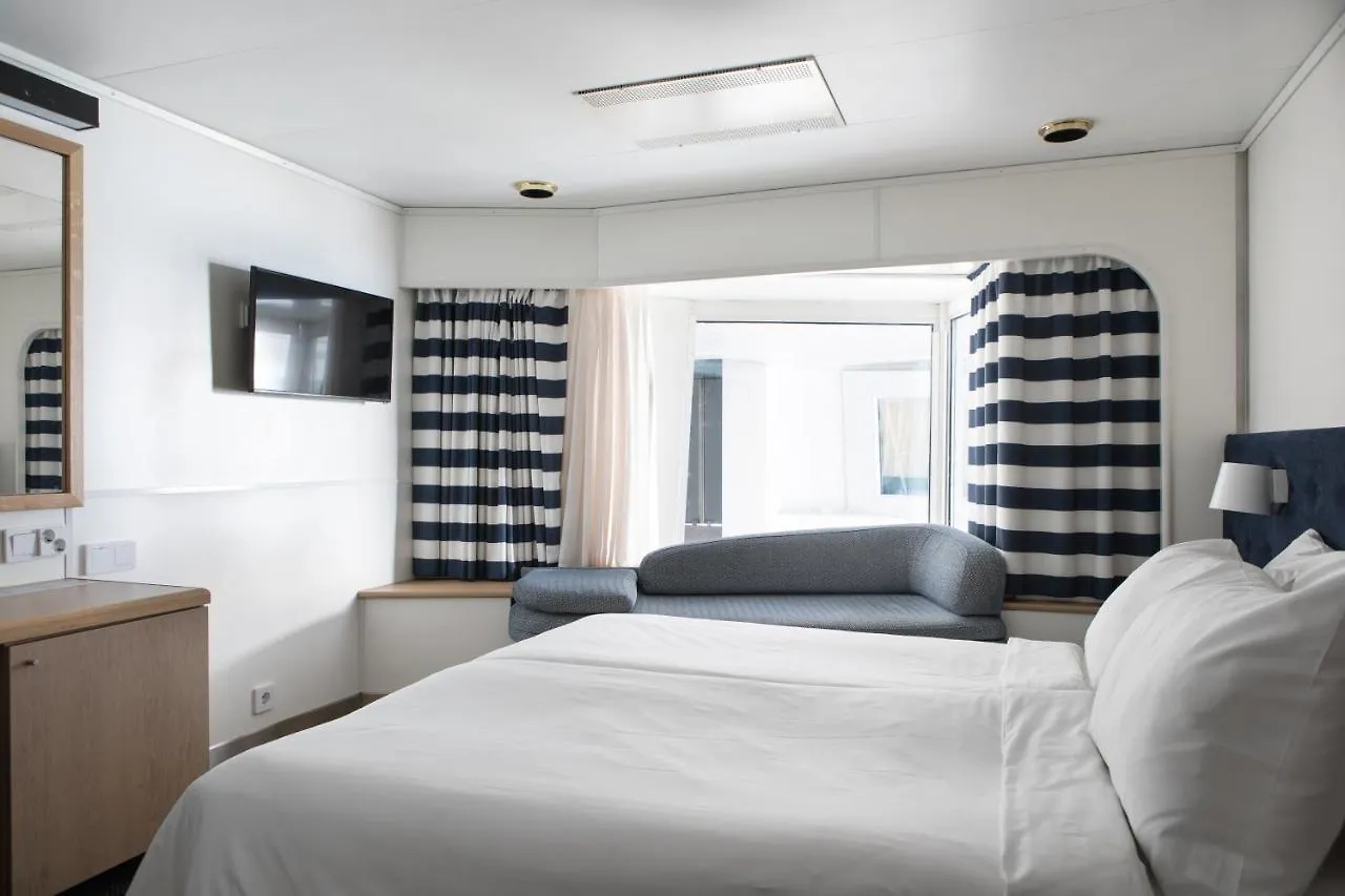 Silja Line Ferry - Helsinki 2 Nights Return Cruise To Stockholm Hotel 0*,