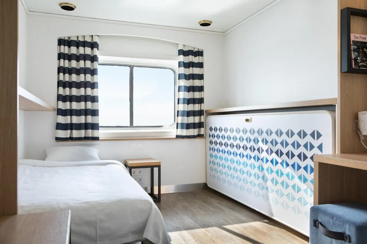 Silja Line Ferry - Helsinki 2 Nights Return Cruise To Stockholm Hotell